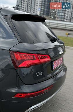 Внедорожник / Кроссовер Audi Q5 2019 в 