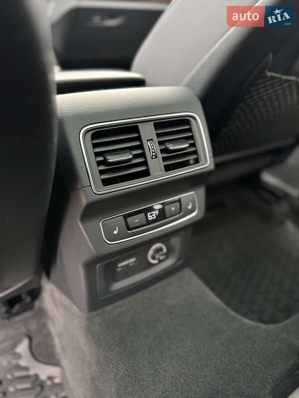 Внедорожник / Кроссовер Audi Q5 2019 в Киеве