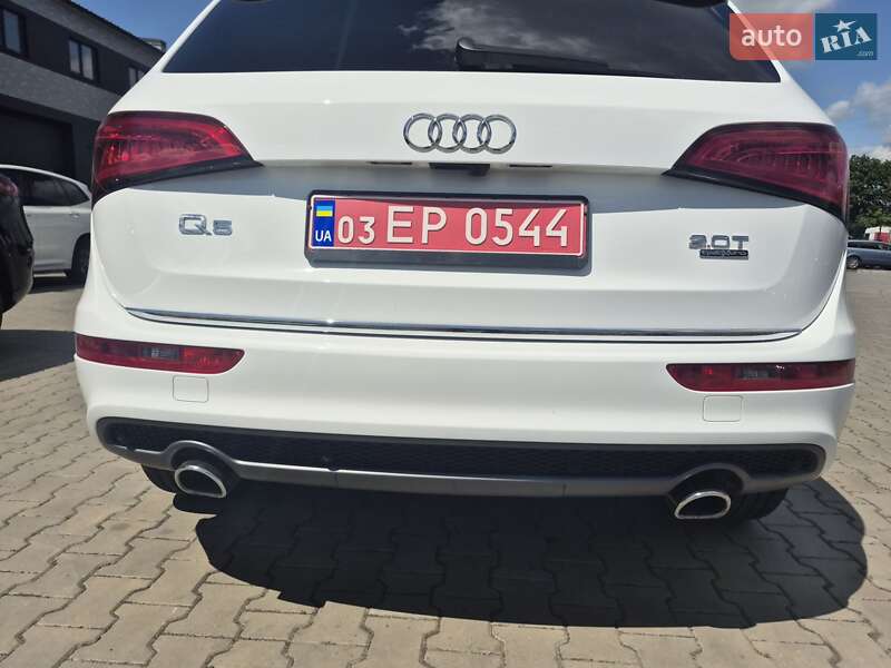 Позашляховик / Кросовер Audi Q5 2017 в Луцьку