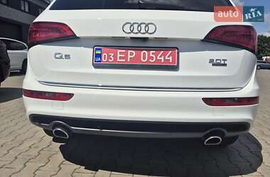 Внедорожник / Кроссовер Audi Q5 2017 в 