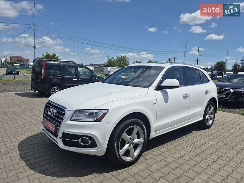 Позашляховик / Кросовер Audi Q5 2017 в Луцьку