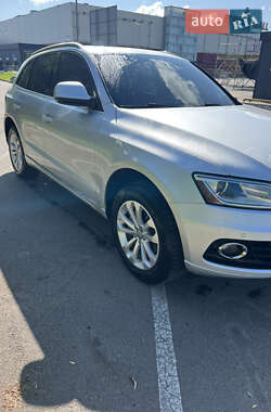 Позашляховик / Кросовер Audi Q5 2013 в 