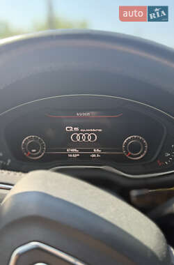 Внедорожник / Кроссовер Audi Q5 2017 в 