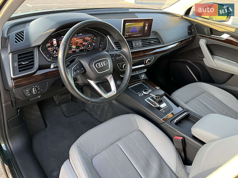 Внедорожник / Кроссовер Audi Q5 2017 в Львове