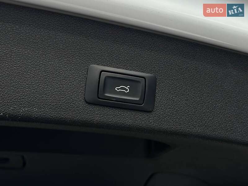 Внедорожник / Кроссовер Audi Q5 2015 в Луцке