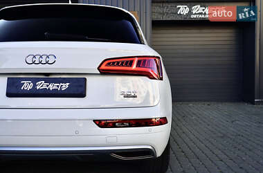 Внедорожник / Кроссовер Audi Q5 2018 в 