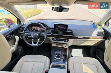 Внедорожник / Кроссовер Audi Q5 2019 в 