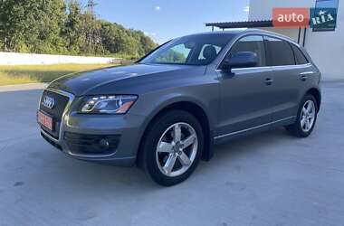 Внедорожник / Кроссовер Audi Q5 2011 в 