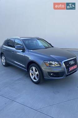 Внедорожник / Кроссовер Audi Q5 2011 в 