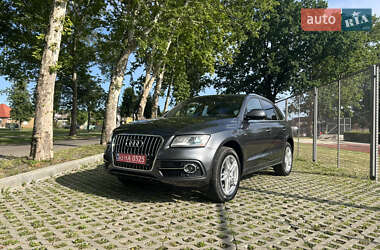 Внедорожник / Кроссовер Audi Q5 2016 в 