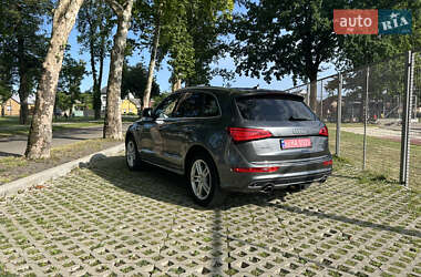 Внедорожник / Кроссовер Audi Q5 2016 в 