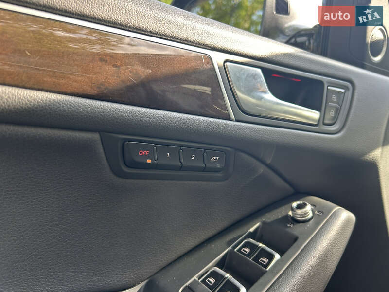 Позашляховик / Кросовер Audi Q5 2016 в Мукачевому