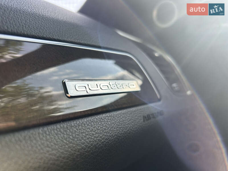 Позашляховик / Кросовер Audi Q5 2016 в Мукачевому