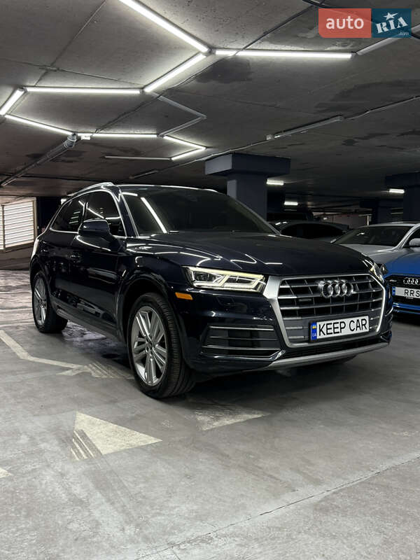 Внедорожник / Кроссовер Audi Q5 2019 в Одессе