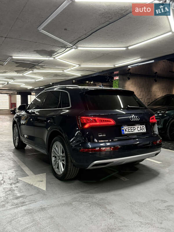 Внедорожник / Кроссовер Audi Q5 2019 в Одессе