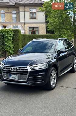 Позашляховик / Кросовер Audi Q5 2017 в Києві