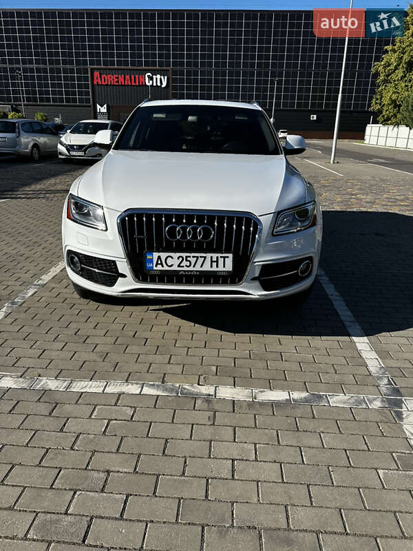 Внедорожник / Кроссовер Audi Q5 2016 в Луцке