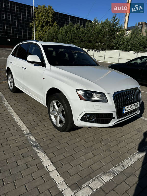 Внедорожник / Кроссовер Audi Q5 2016 в Луцке