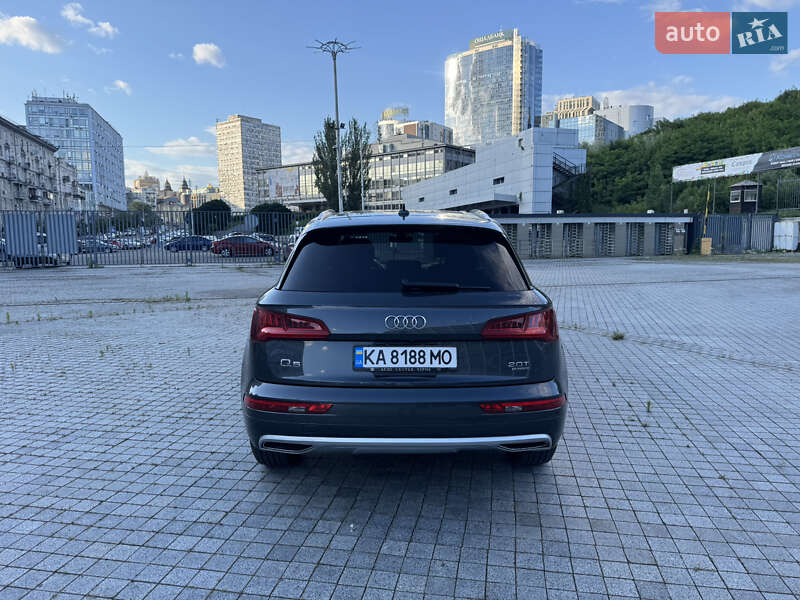 Внедорожник / Кроссовер Audi Q5 2018 в Киеве