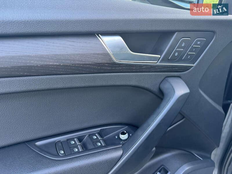 Внедорожник / Кроссовер Audi Q5 2018 в Киеве