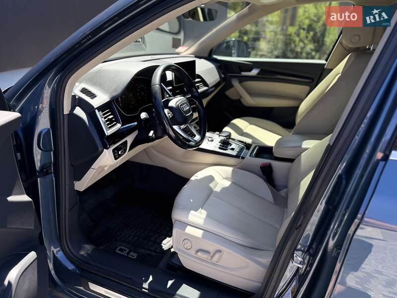 Внедорожник / Кроссовер Audi Q5 2018 в Львове