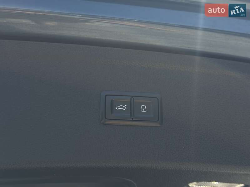 Внедорожник / Кроссовер Audi Q5 2018 в Львове