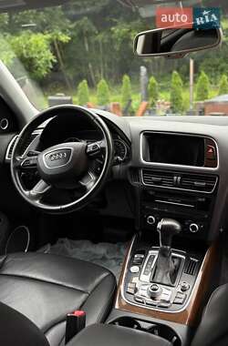 Внедорожник / Кроссовер Audi Q5 2017 в 