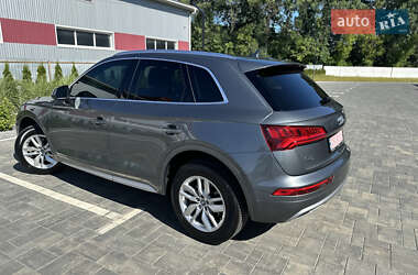 Внедорожник / Кроссовер Audi Q5 2020 в 