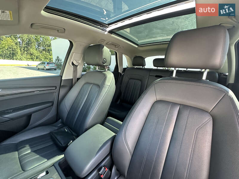 Внедорожник / Кроссовер Audi Q5 2020 в Луцке