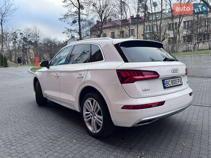 Внедорожник / Кроссовер Audi Q5 2018 в Львове