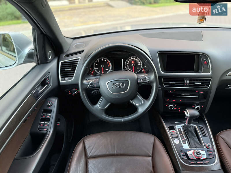 Внедорожник / Кроссовер Audi Q5 2014 в Киеве