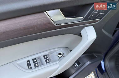 Внедорожник / Кроссовер Audi Q5 2022 в 
