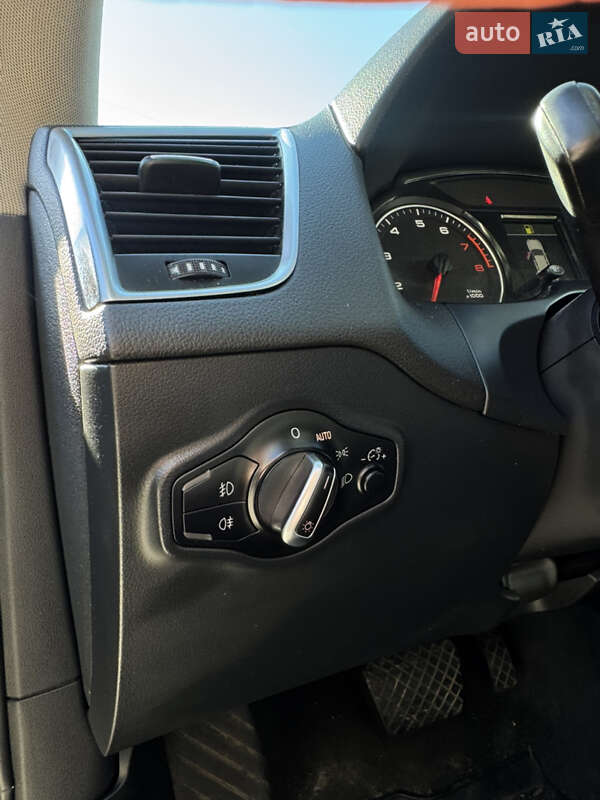 Внедорожник / Кроссовер Audi Q5 2012 в Львове