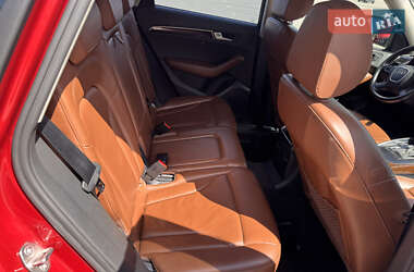Внедорожник / Кроссовер Audi Q5 2011 в 