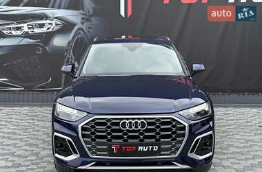 Внедорожник / Кроссовер Audi Q5 2022 в 