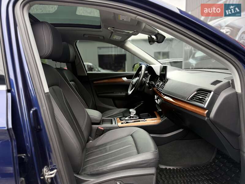 Внедорожник / Кроссовер Audi Q5 2022 в Львове