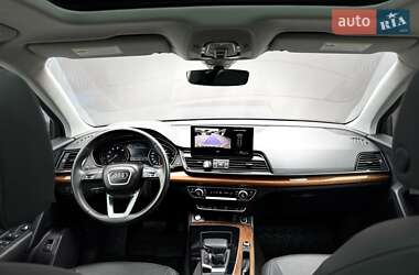 Внедорожник / Кроссовер Audi Q5 2022 в 