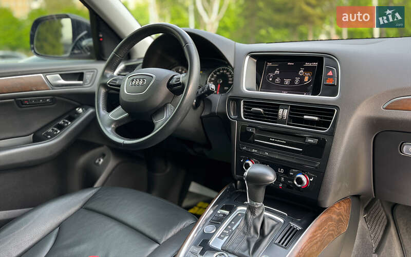 Внедорожник / Кроссовер Audi Q5 2015 в Львове