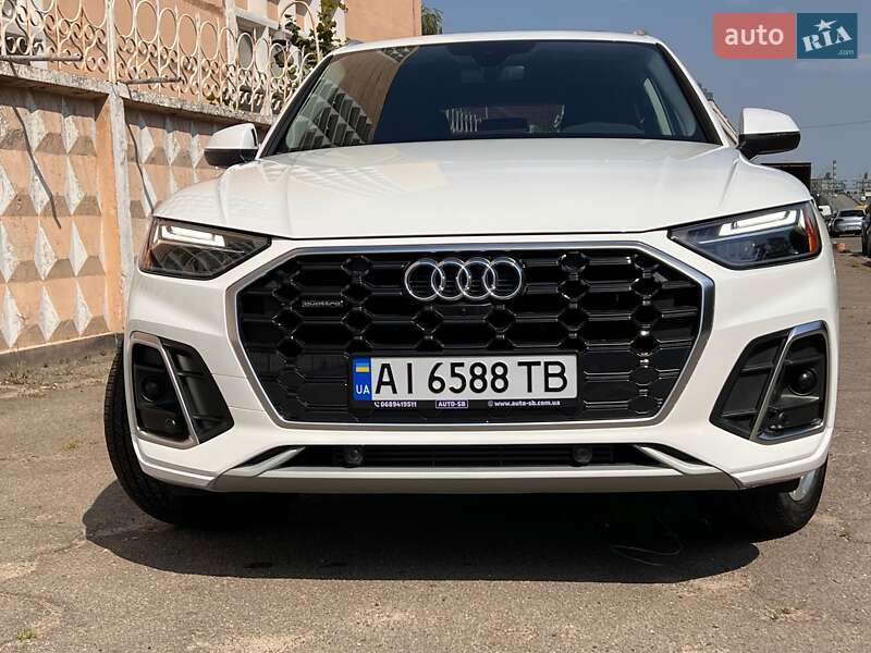 Позашляховик / Кросовер Audi Q5 2022 в Києві