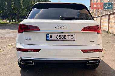 Внедорожник / Кроссовер Audi Q5 2022 в 