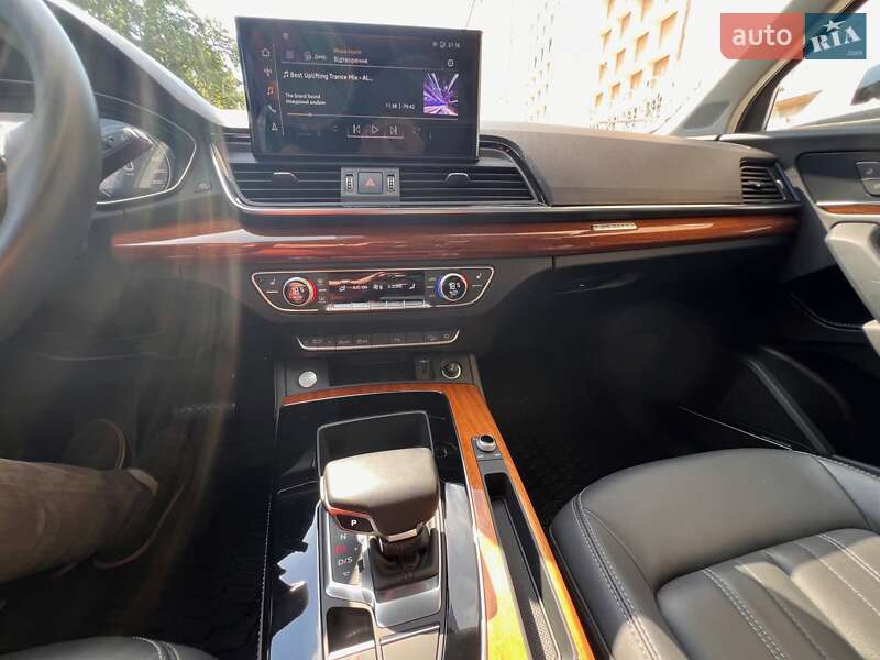 Позашляховик / Кросовер Audi Q5 2022 в Києві