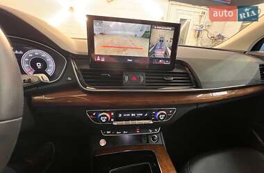 Внедорожник / Кроссовер Audi Q5 2022 в 