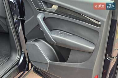 Внедорожник / Кроссовер Audi Q5 2019 в 
