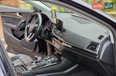 Внедорожник / Кроссовер Audi Q5 2019 в 