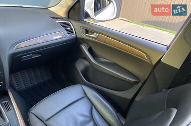 Позашляховик / Кросовер Audi Q5 2012 в 