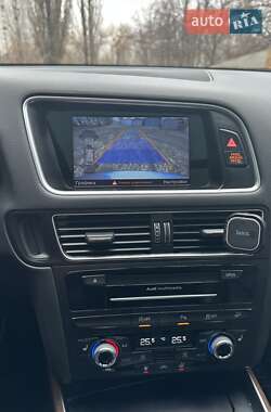 Внедорожник / Кроссовер Audi Q5 2016 в 