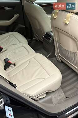 Позашляховик / Кросовер Audi Q5 2012 в 