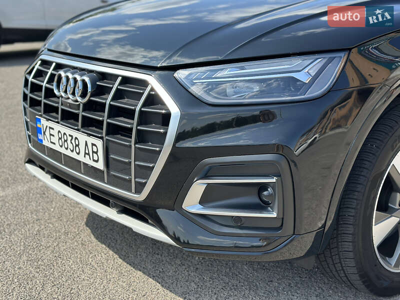 Позашляховик / Кросовер Audi Q5 2022 в Дніпрі