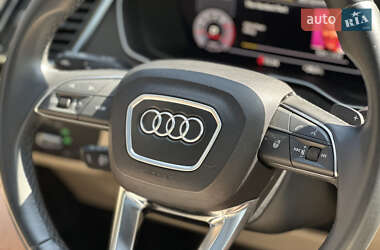 Внедорожник / Кроссовер Audi Q5 2022 в 