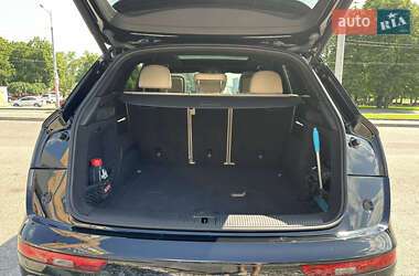 Внедорожник / Кроссовер Audi Q5 2022 в 